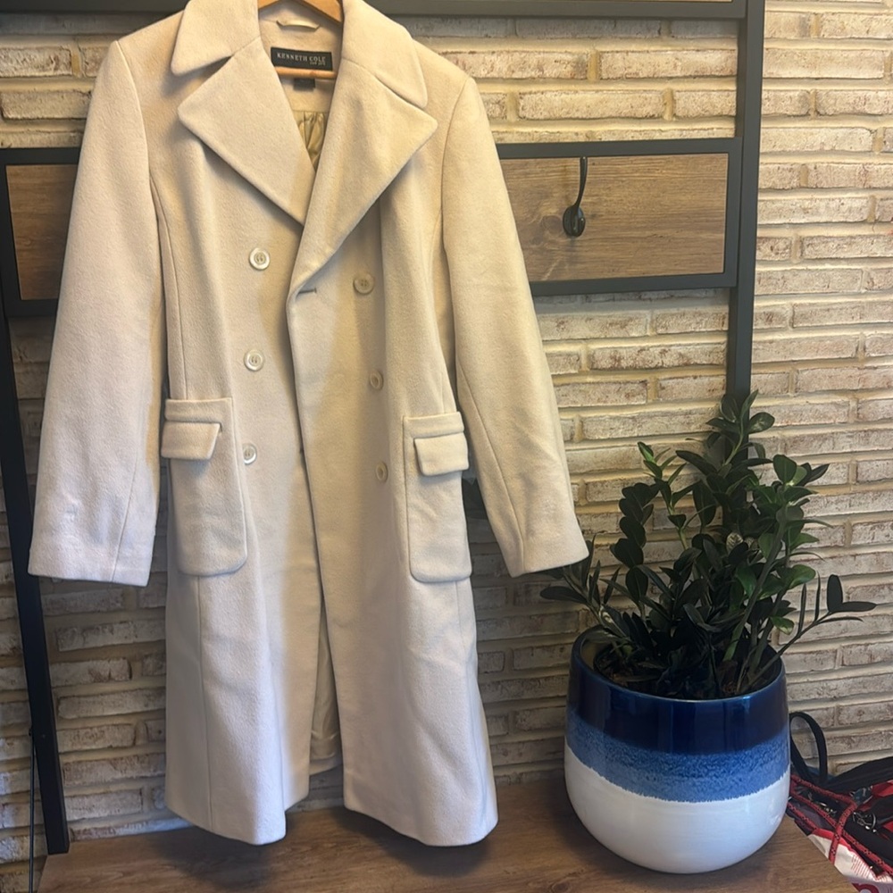 Kenneth Cole Women’s 80% wool 20% cashmere jacket size 12